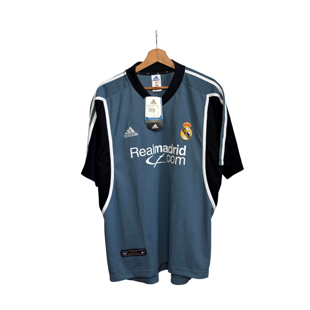 Real Madrid 01/02 (M) BNWT