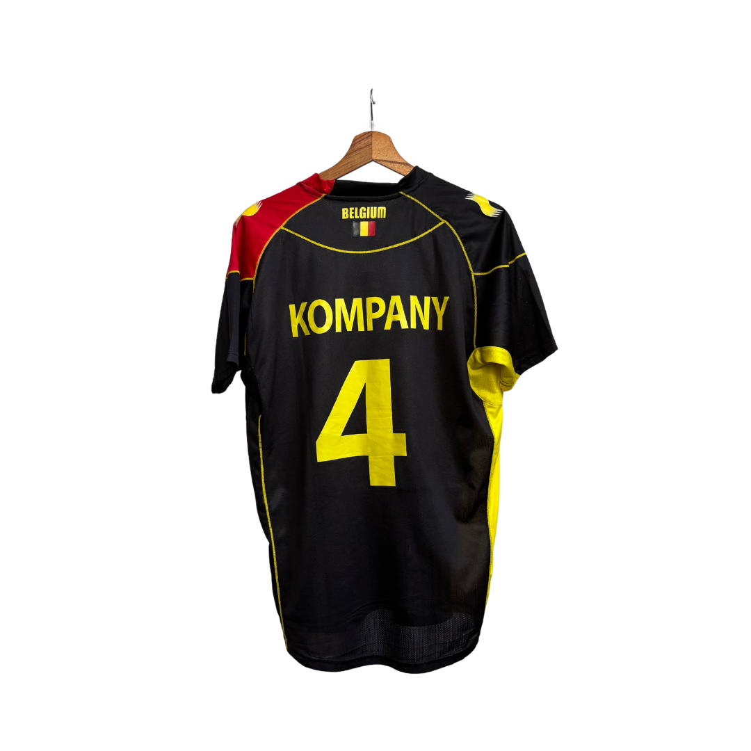 Belgium 2012 - Kompany (L)
