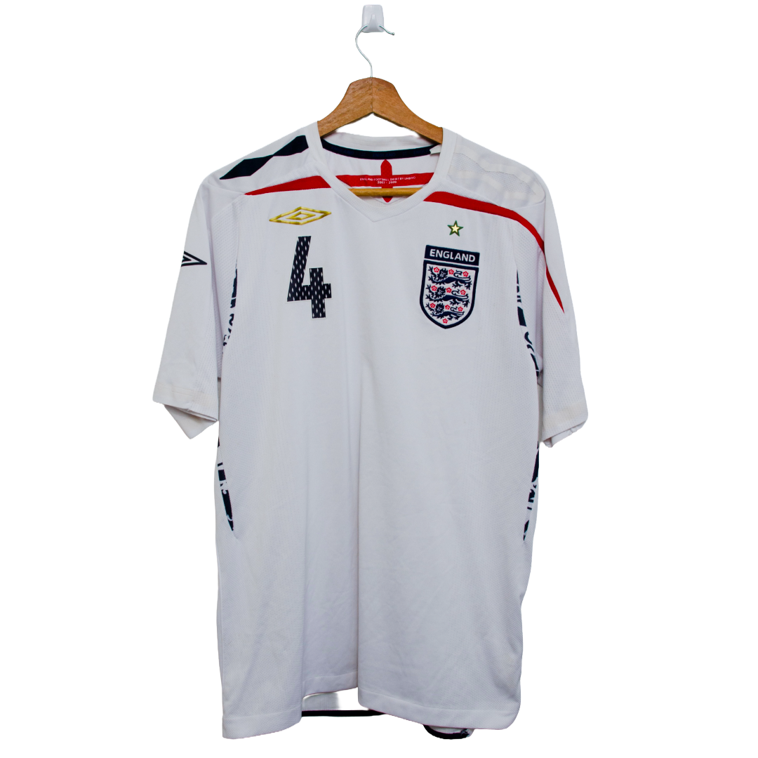 England 2008 - Gerrard (L)
