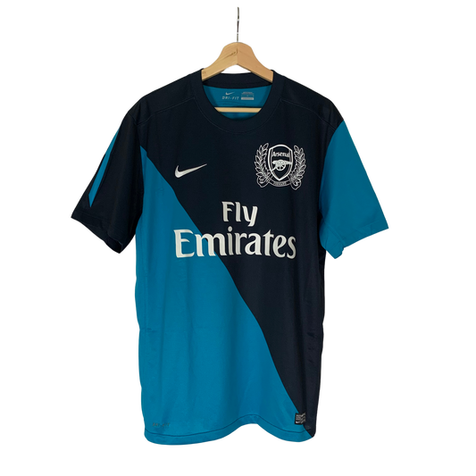 Classic Football Shirt Arsenal season 2011-2012 at InnoFoot
