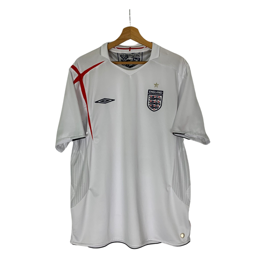 Classic Football Shirt England season 2005-2006 at InnoFoot 