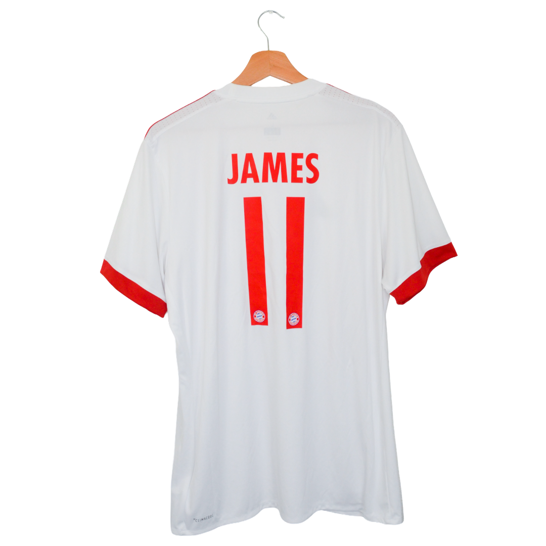 Bayern Munich 17/18 - James (L)